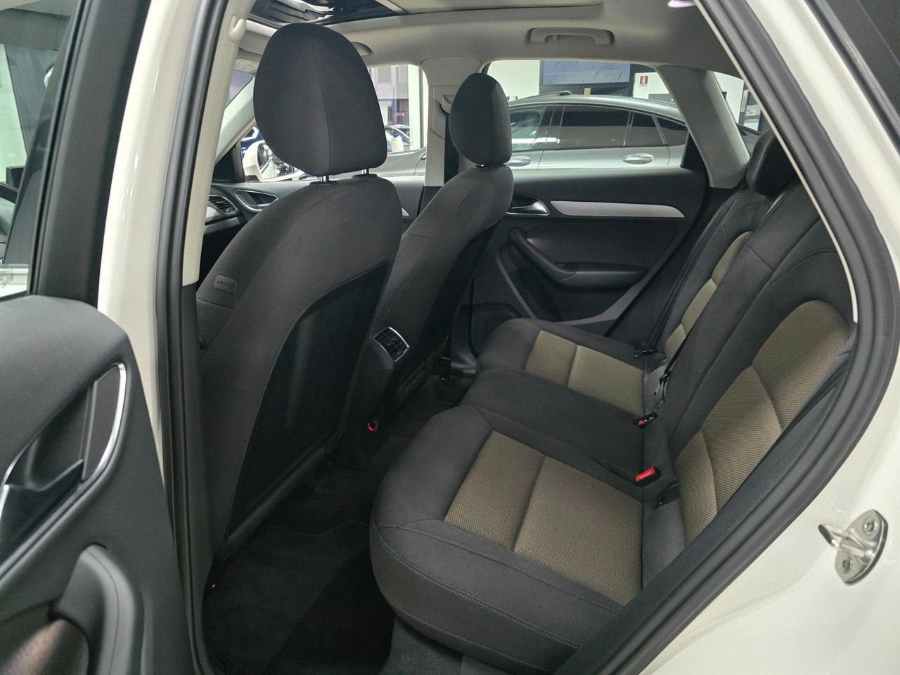 Audi Q3 2.0 TDI quattro 140 cv S tronic Advanced Plus (Tetto)