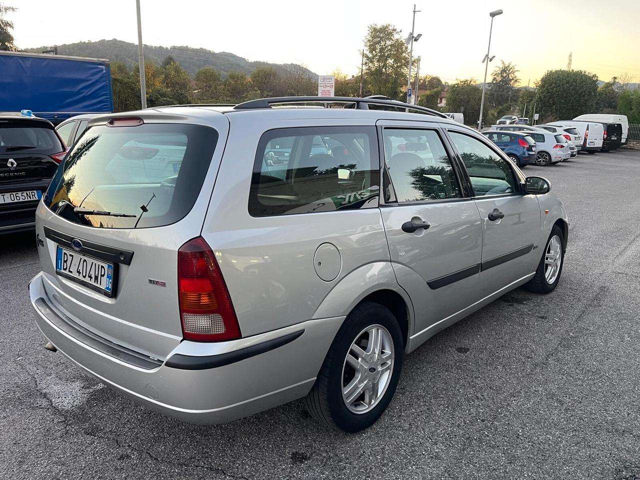 Ford Focus 1.8 TDDi cat SW Ambiente