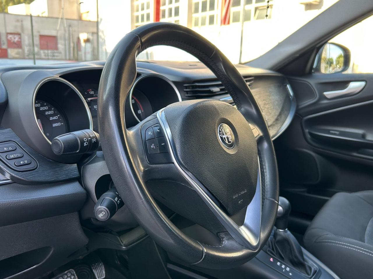 Alfa Romeo Giulietta 1.6 JTDm Automatica 120 CV