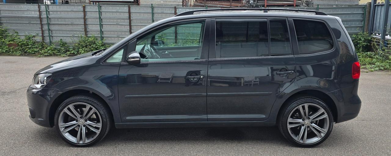 Volkswagen Touran 1.4 TSI Highline EcoFuel