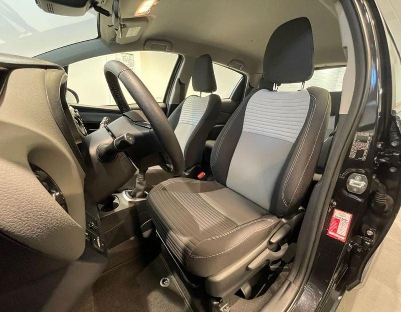 Toyota Yaris 1.0 72 CV 5 porte Active