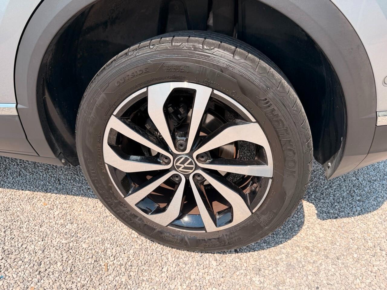 Volkswagen T-Roc 1.0 tsi Style 110cv - ok Neo Patentati