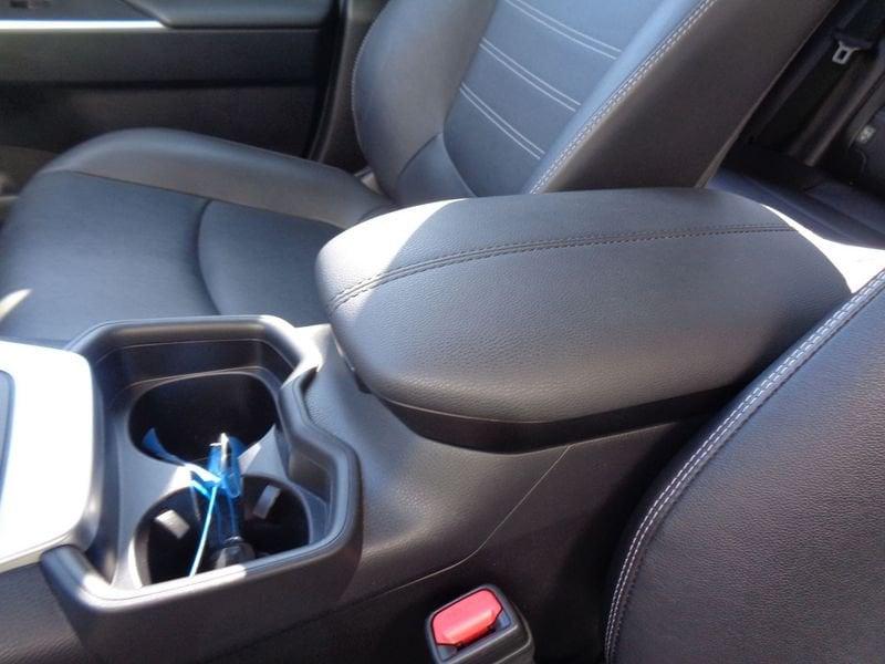 Toyota RAV4 Rav4 2.5 vvt-ie h Lounge awd-i 222cv e-cvt