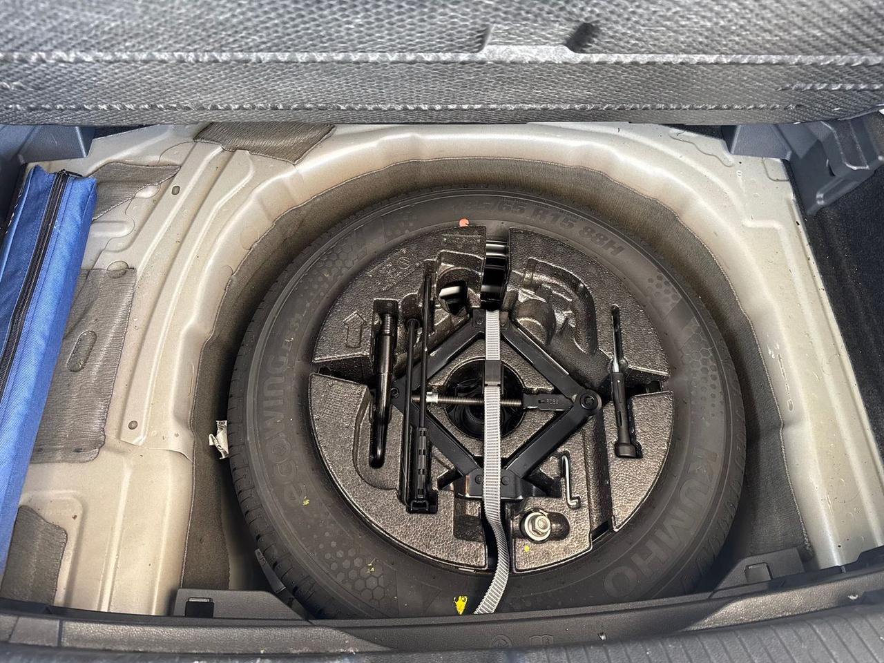 Volkswagen Polo Life 1.0 MPI EVO #9312