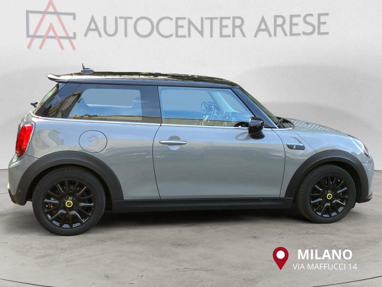 MINI Cooper SE Essential