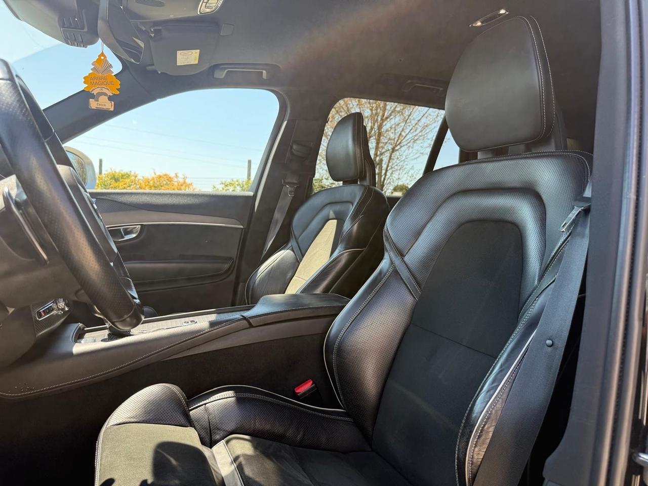 Volvo XC90 D5 AWD R-DESIGN 7 posti