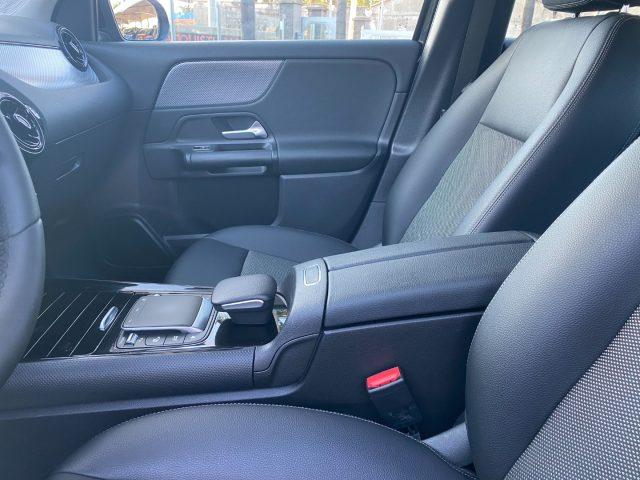 MERCEDES-BENZ GLA 180 d Automatic Sport