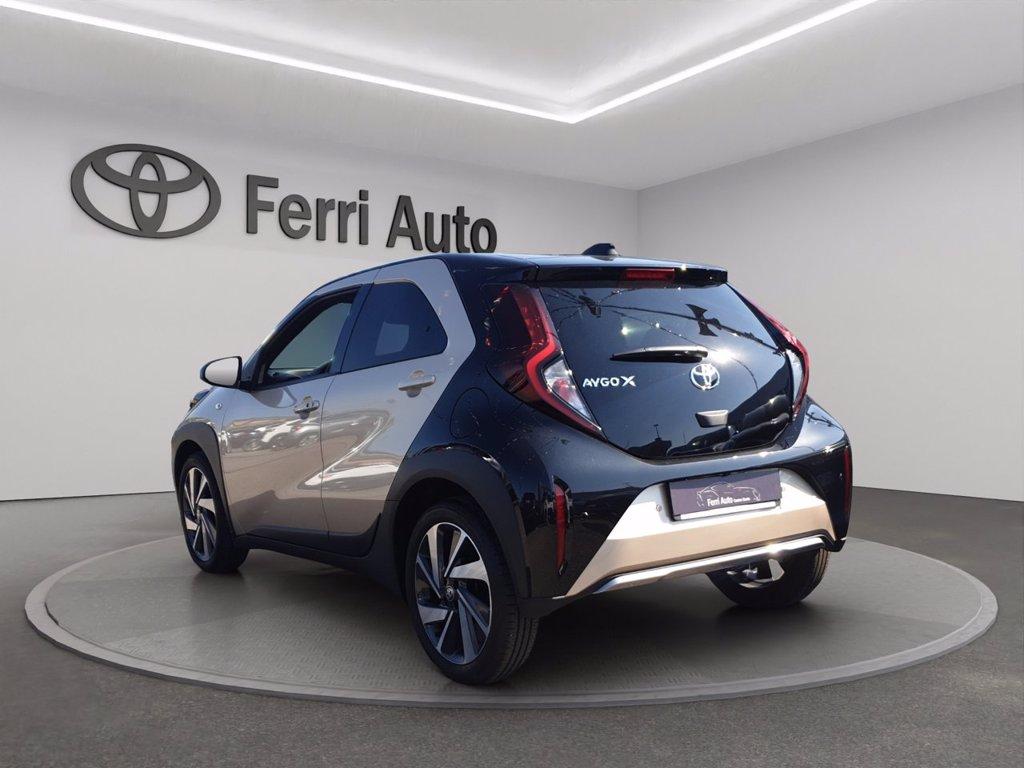 TOYOTA Aygo x 1.0 lounge 72cv s-cvt del 2024