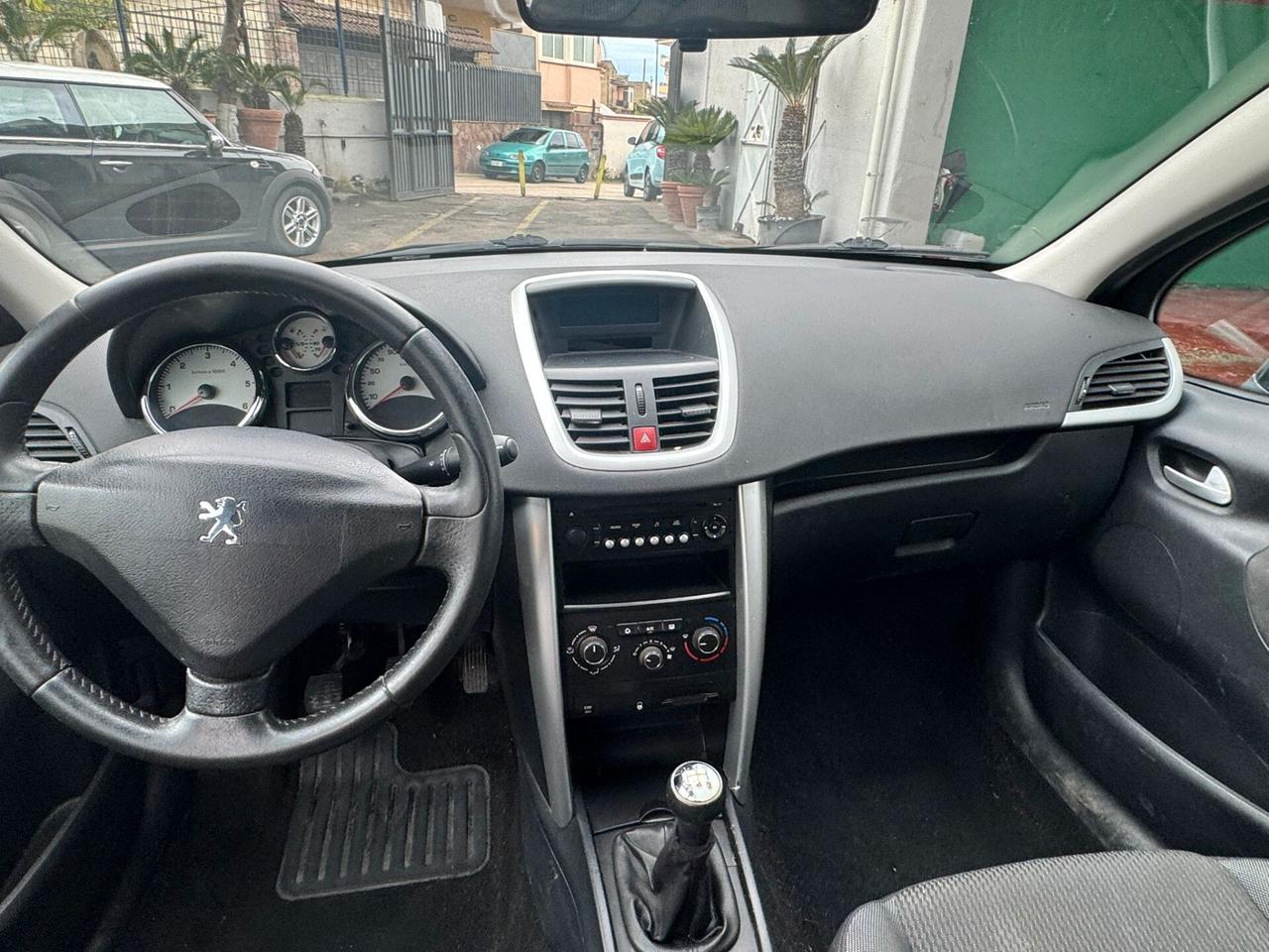 Peugeot 207 1.6 8V HDi 93CV SW XS Ciel