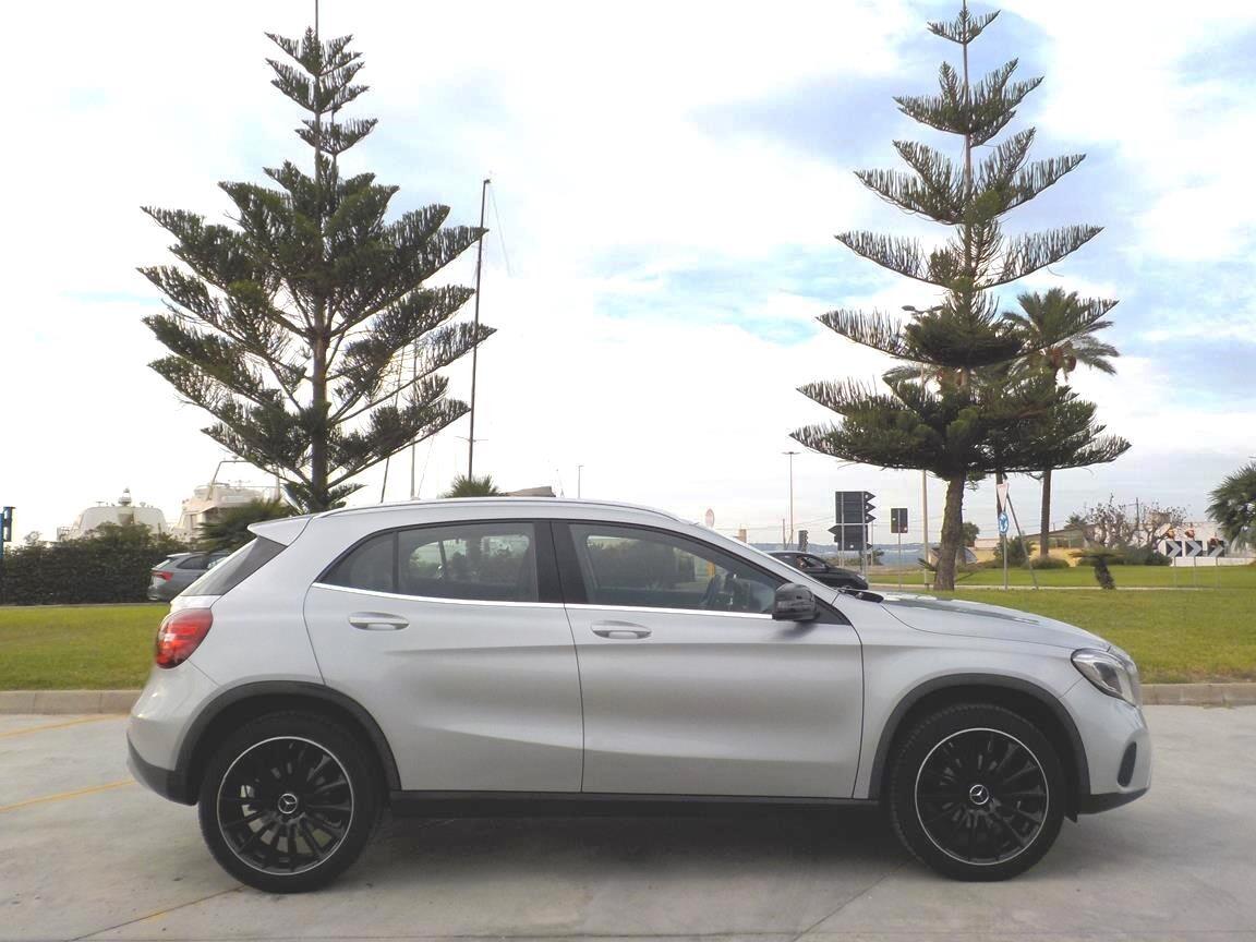 Mercedes-benz GLA 200 d Business