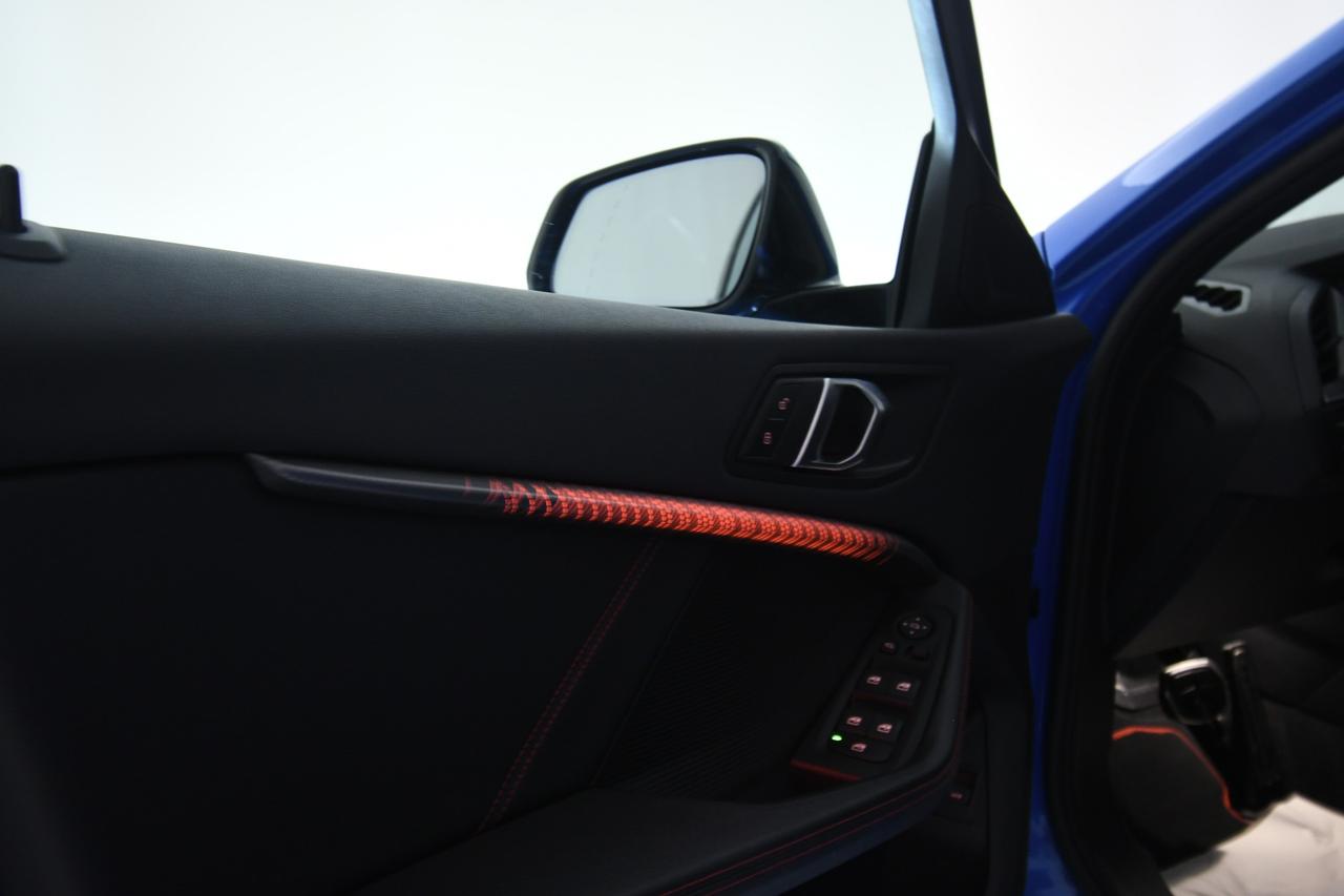 BMW 128ti auto CAMERA+LED+APP CONNECT