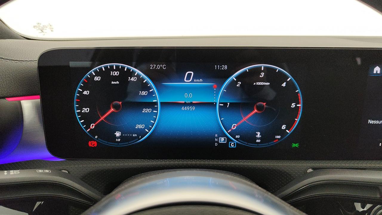 Mercedes-Benz CLA Coupe 200 d Premium auto