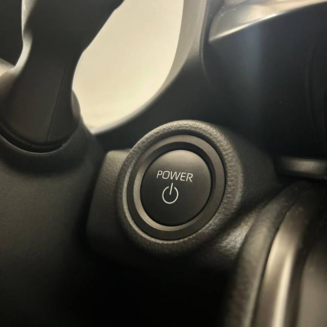 TOYOTA C-HR 1.8 HV Trend