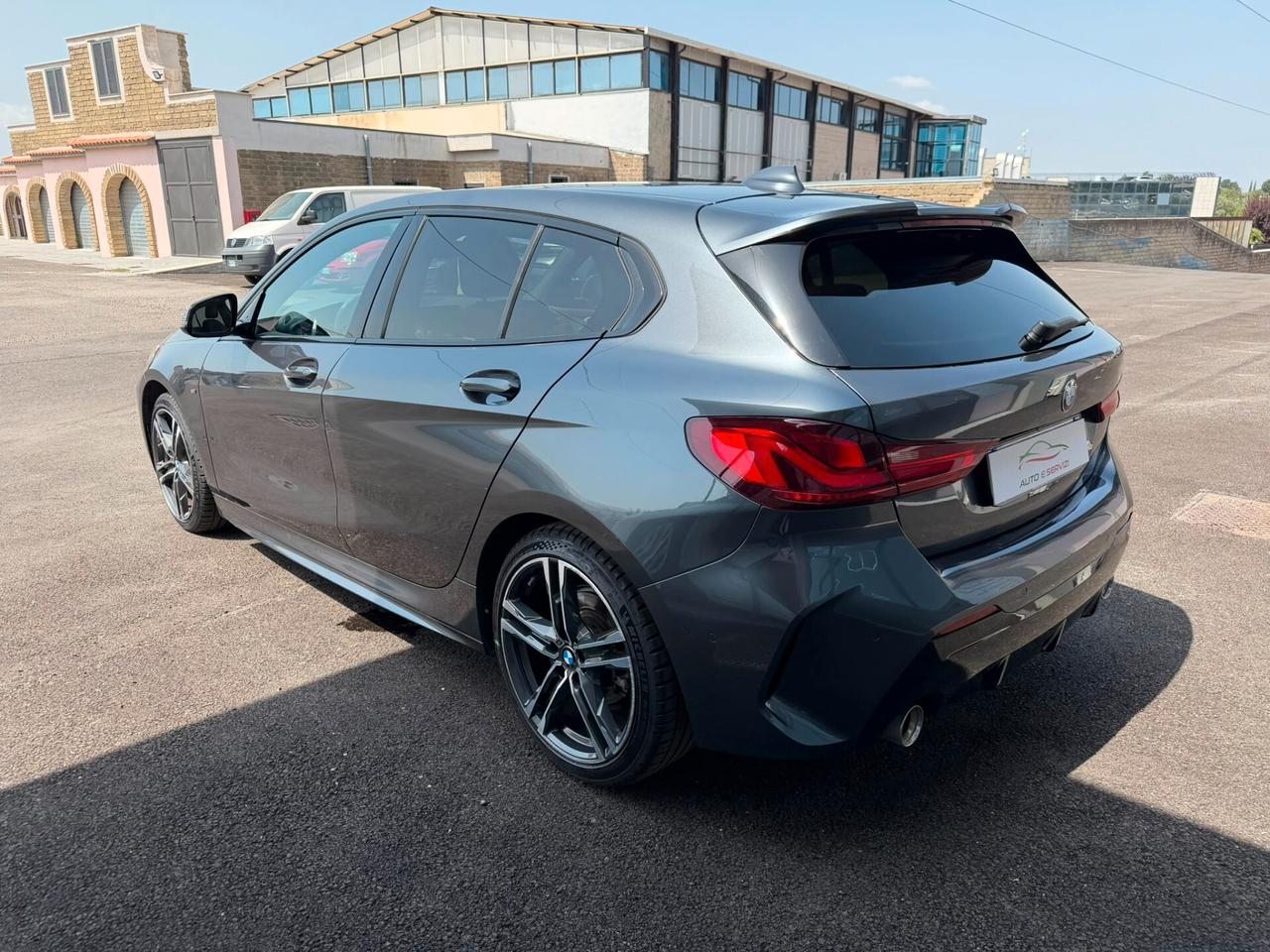 Bmw 118 118d 5p. Msport