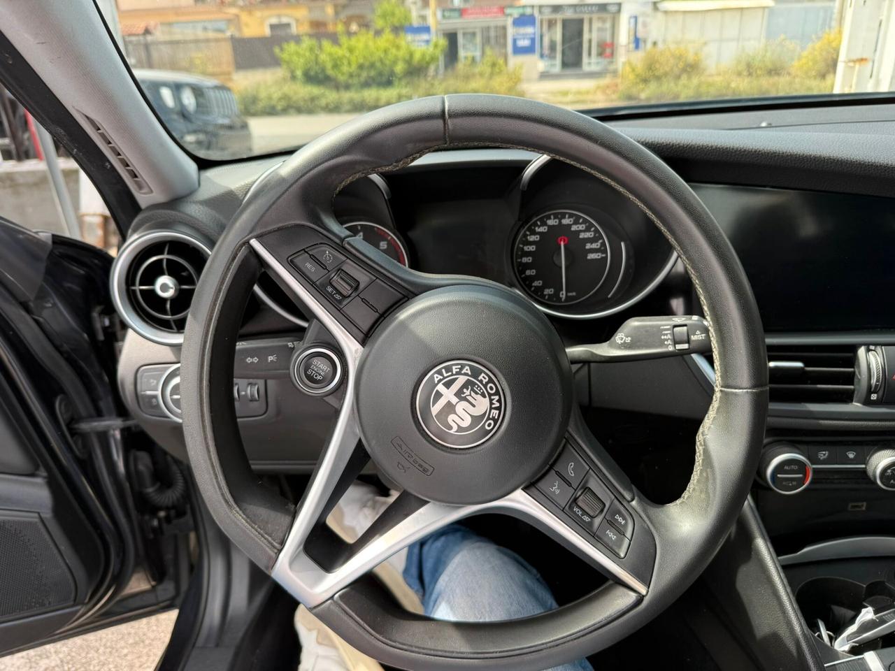 Alfa Romeo Giulia 2.2 Turbodiesel 136 CV AT8 Business