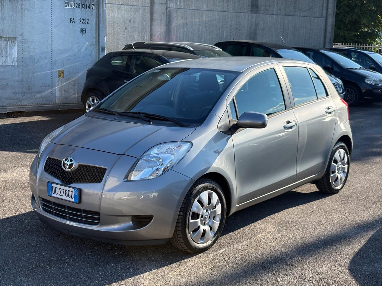 Toyota Yaris 1.3 5 porte Sol