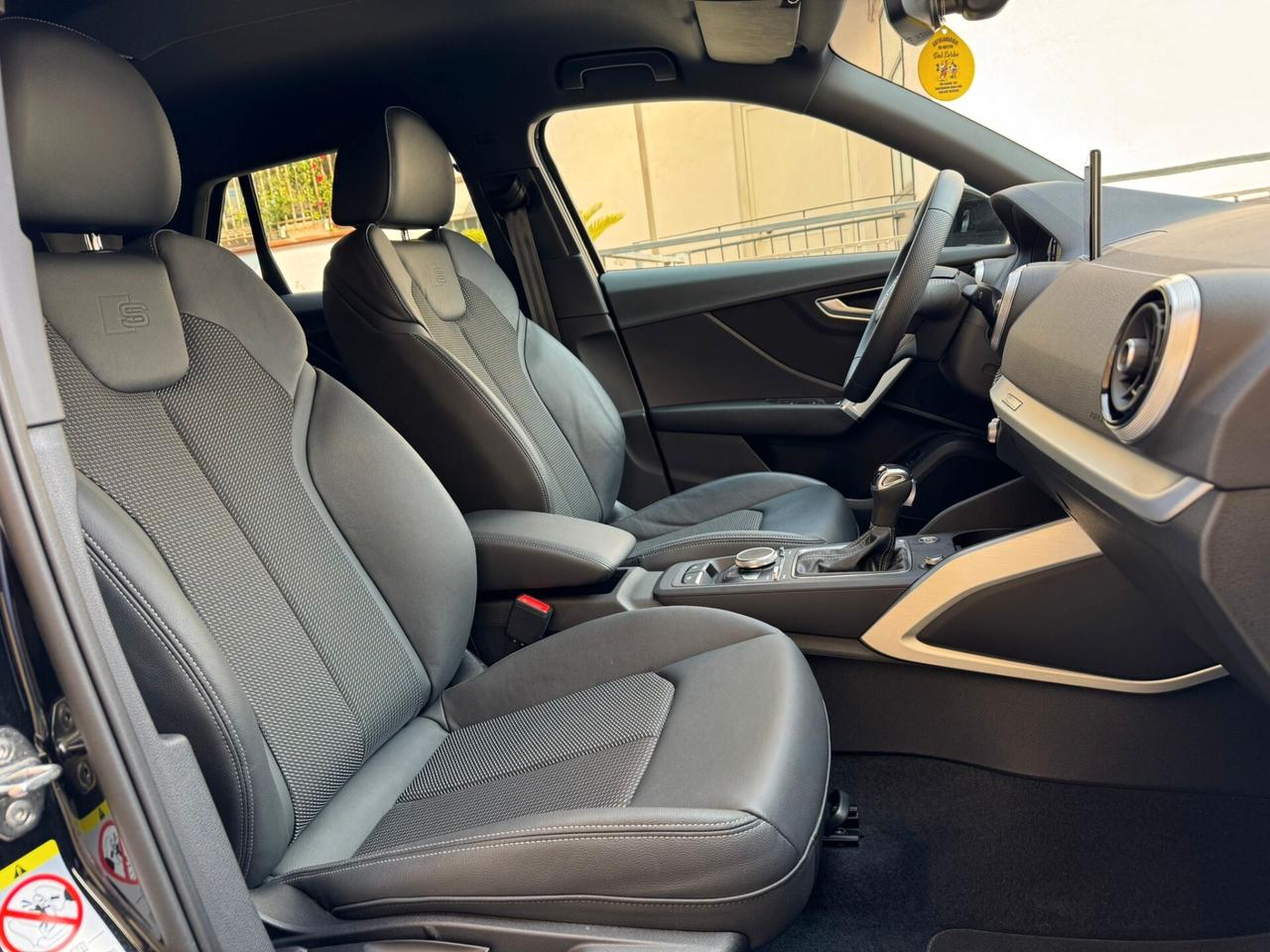 Audi Q2 35 TDI S tronic line Edition