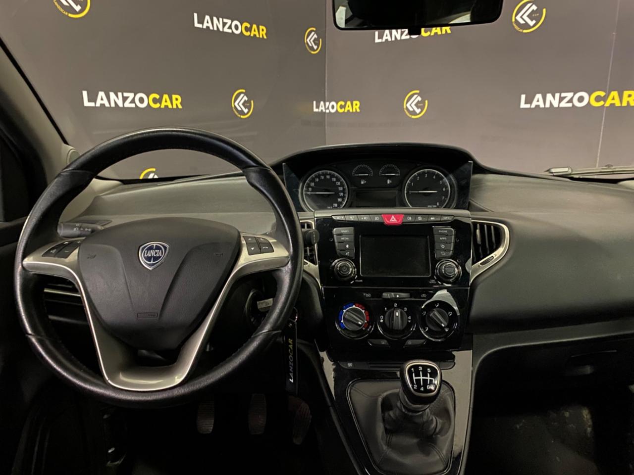 Lancia Ypsilon 1.0 *IBRIDA*GOLD*WHITE*