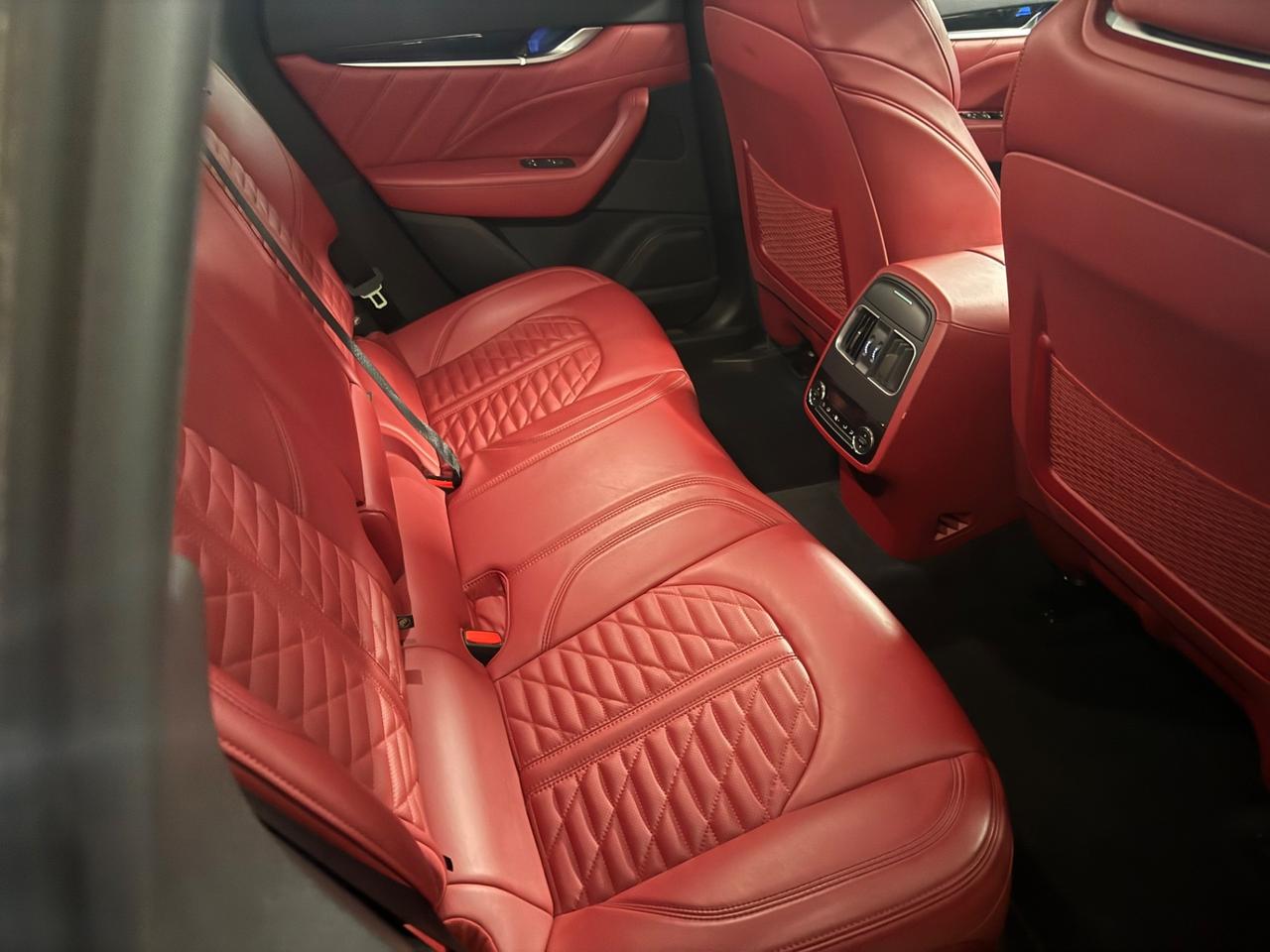 Maserati Levante V6 Diesel AWD Gransport