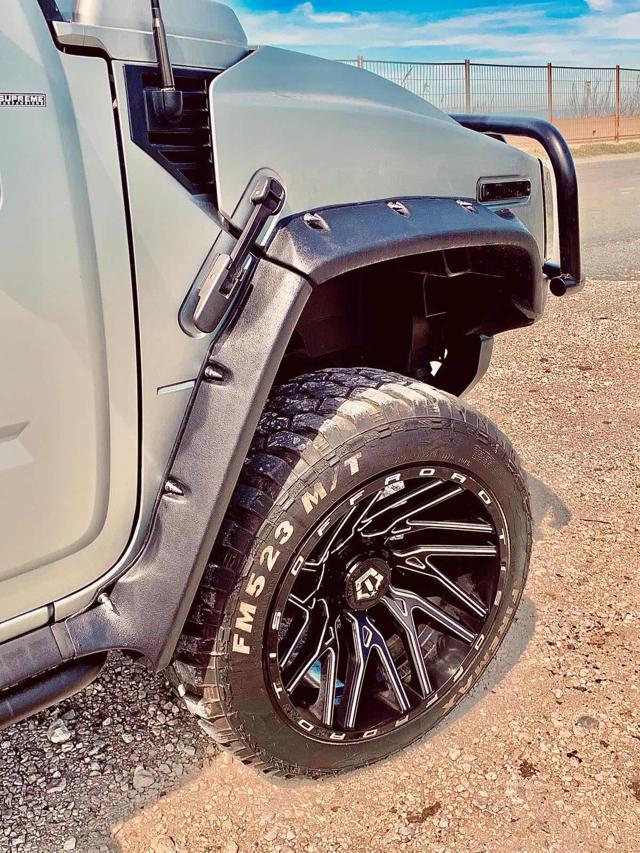 HUMMER H2 6.0 V8 Luxury