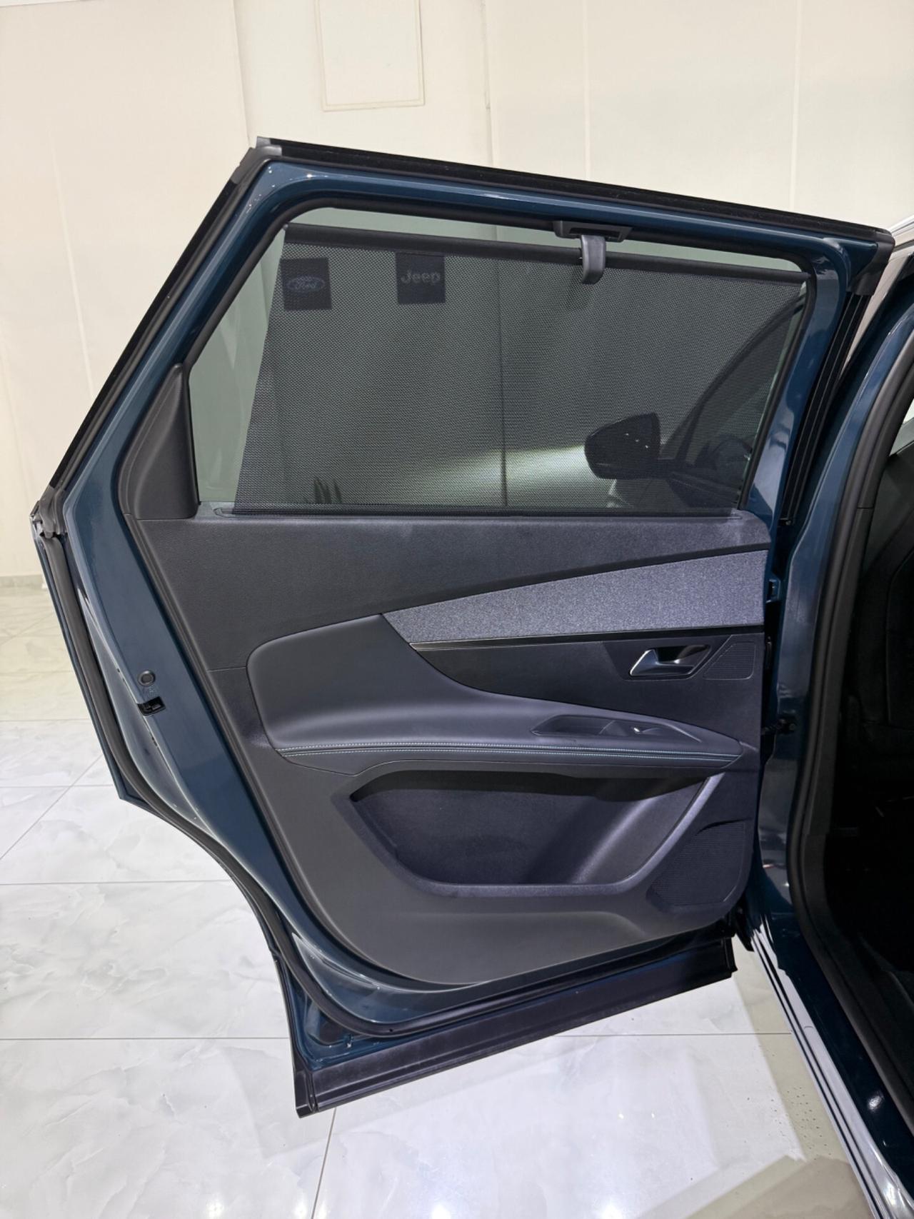 PEUGEOT 5008 ALLURE PACK UNICO PROPRIETARIO CON IVA ESPOSTA