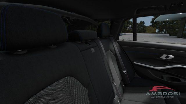 BMW 320 Serie 3 d mhev 48V xdrive MSport Pro auto