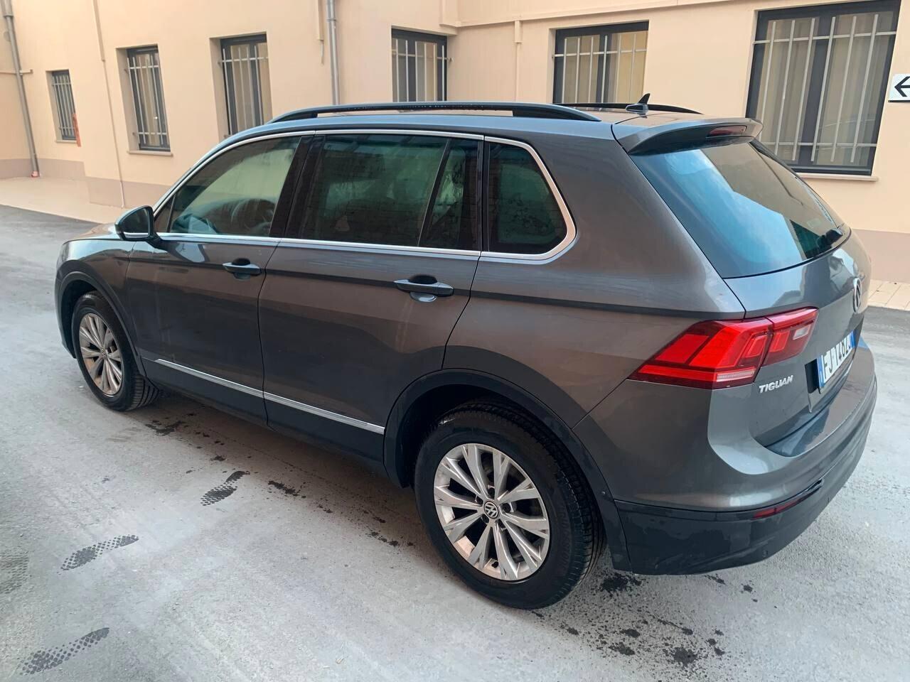 Volkswagen Tiguan 2.0 TDI DSG 4MOTION Executive BMT