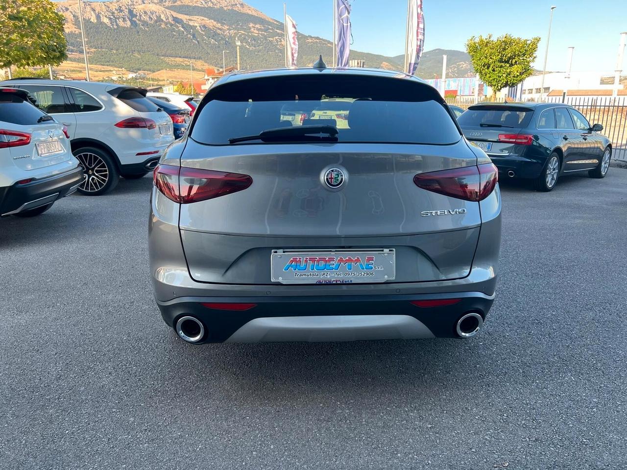 Alfa Romeo Stelvio 2.2 Turbodiesel 190 CV AT8 RWD Super