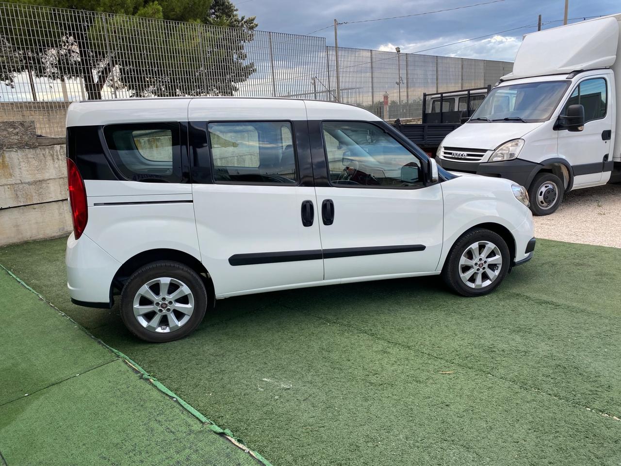 Fiat Doblo 1.6 Diesel Lounge 5 Posti Anno 2018