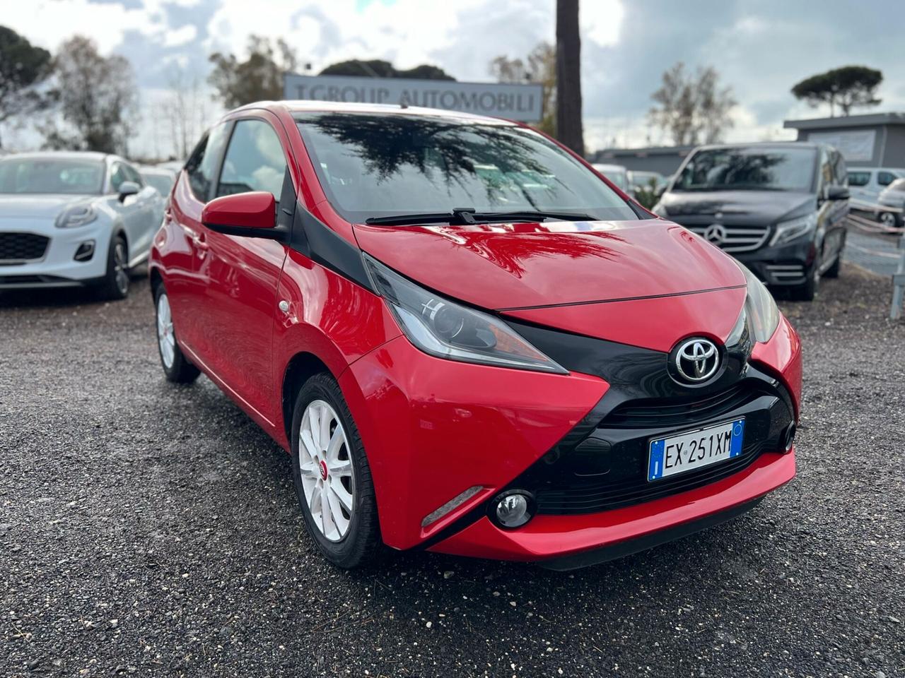 Toyota Aygo 1.0 VVT-i 69 CV 5 porte x-play