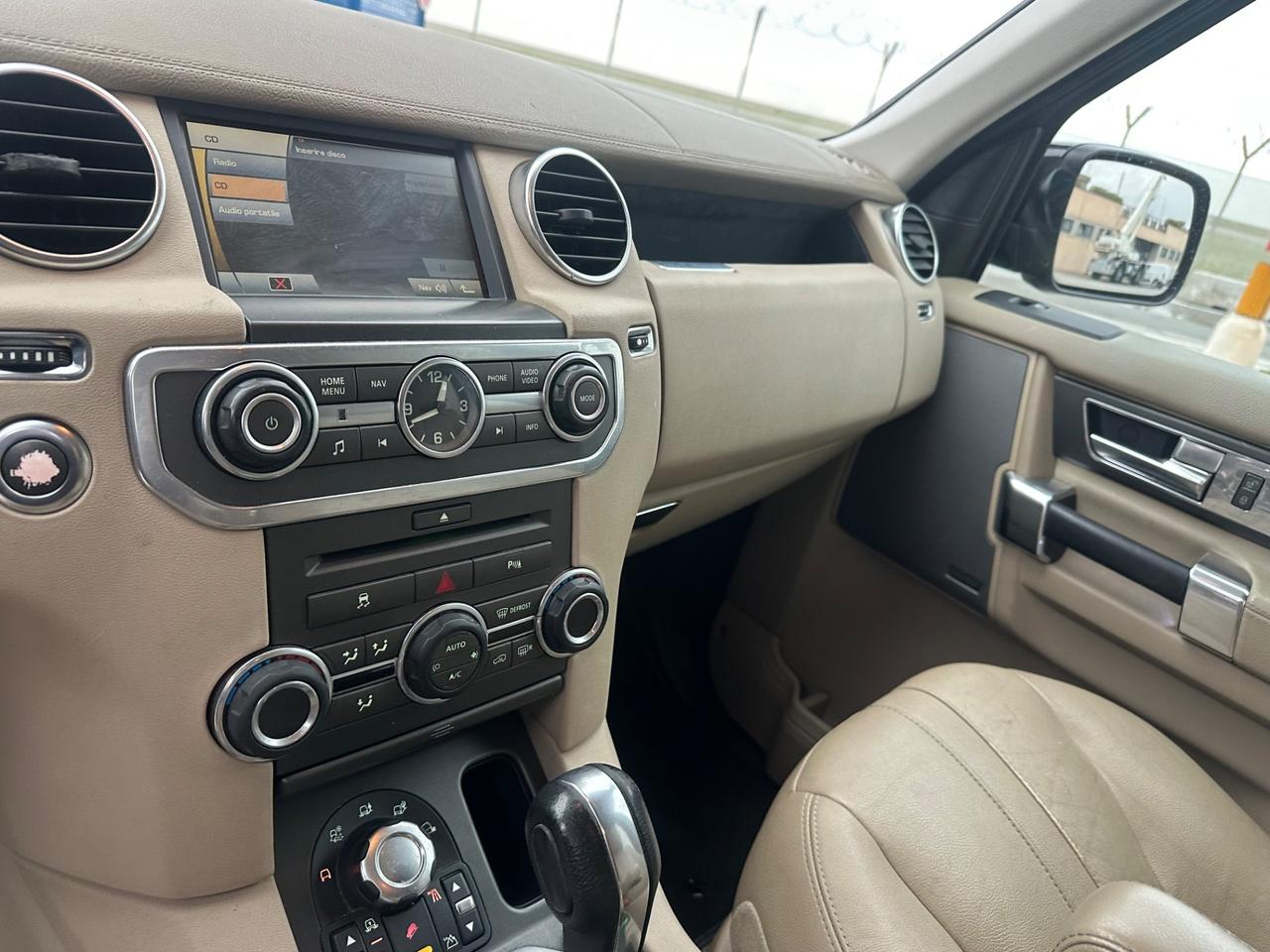 Land Rover Discovery 4 3.0 TDV6 HSE