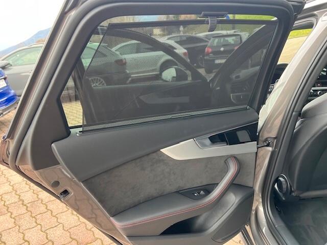 Audi A4 Avant 40 tdi Q. s-tronic, S-line, Tetto, Gancio