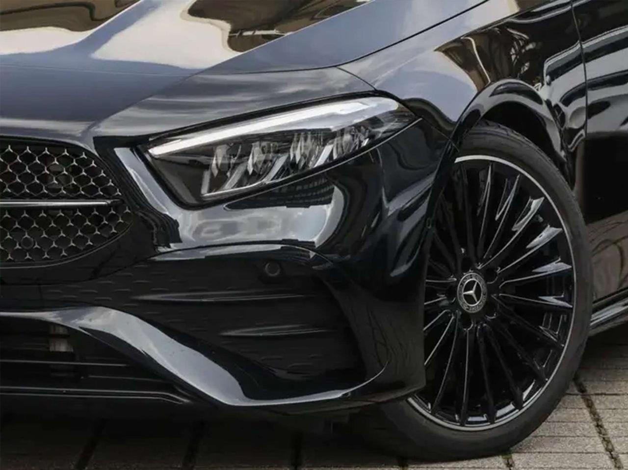 Mercedes-Benz A 250 A 250 Premium AMG 4matic auto/Burmester/Night/19"