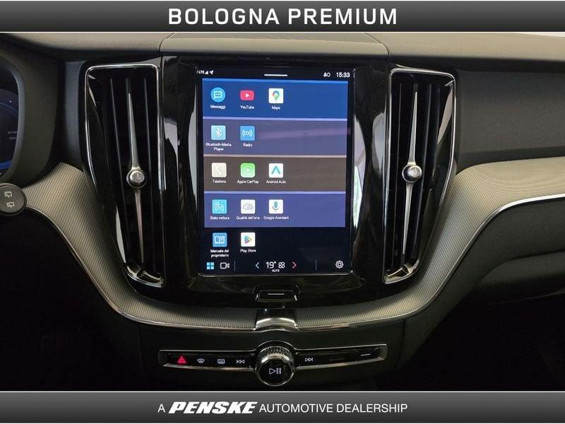 Volvo XC60 T6 Plug-in hybrid AWD automatico Plus Dark
