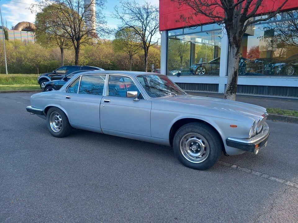 Jaguar XJ 6 4.2 vettura certificata A.S.I