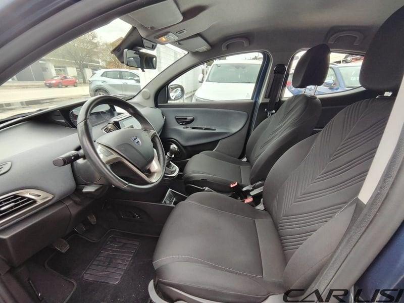 Lancia Ypsilon 1.0 FireFly 5 porte S&S Hybrid Alberta Ferretti
