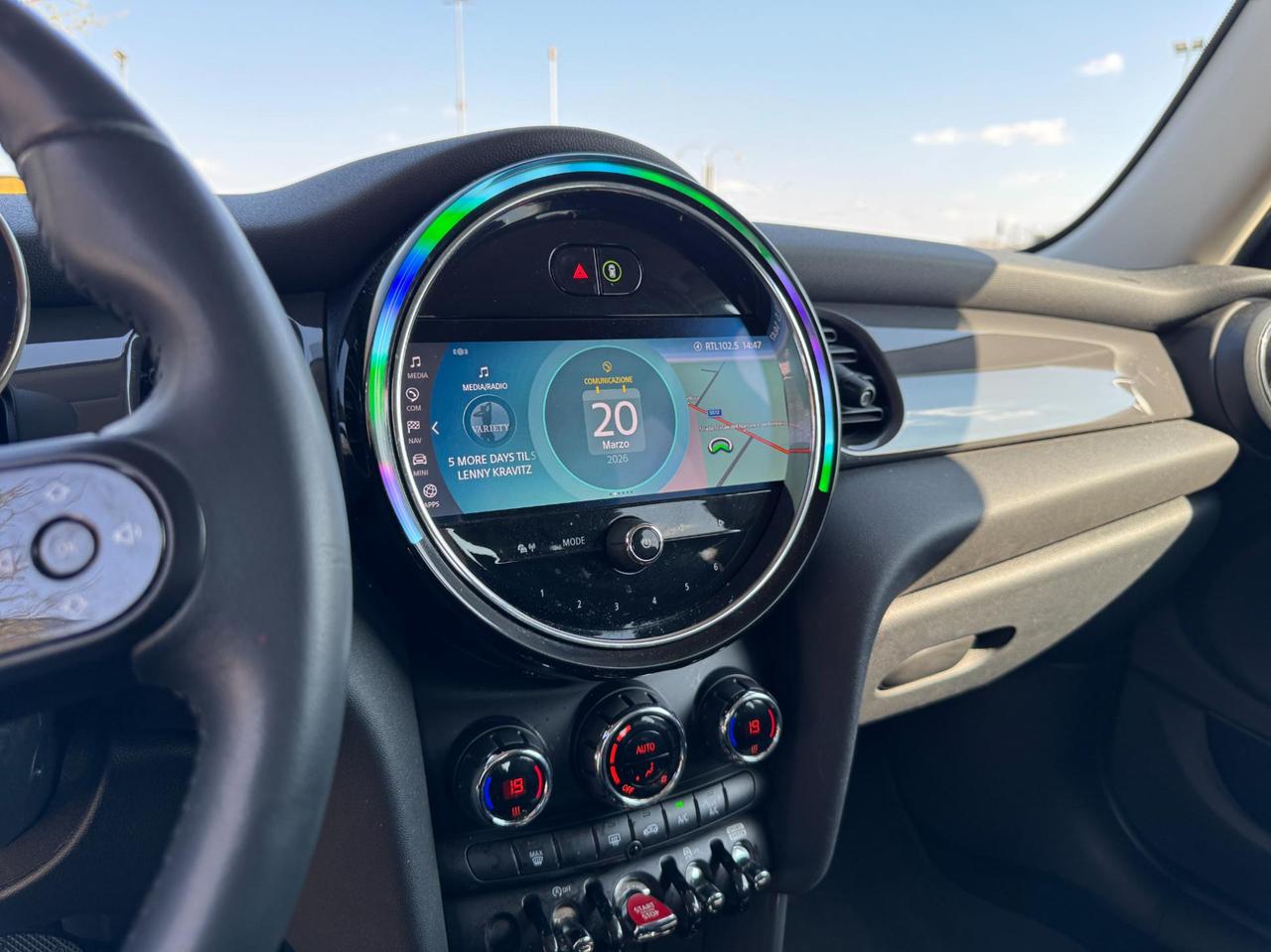 Mini 5 Porte One Essential 1.5 Twin Power Turbo 102cv Steptronic