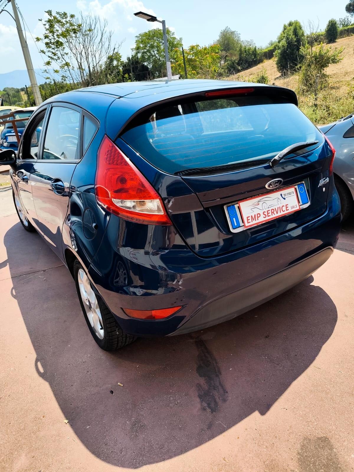 Ford Fiesta 5p Titanium