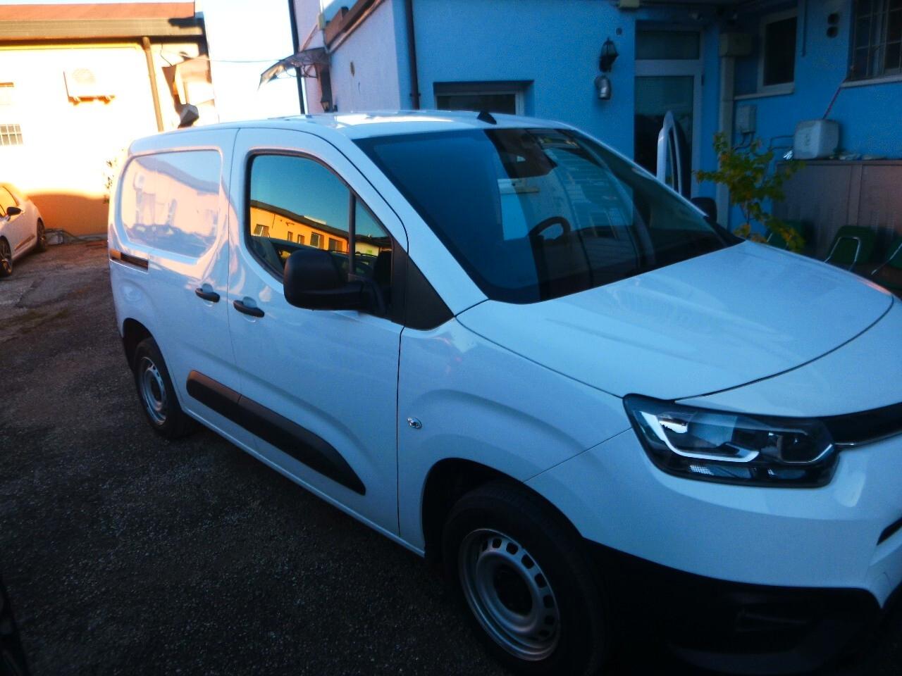 Toyota Proace City 1.5D 75 CV S&S PC 4p. Ground 13500€+IVA