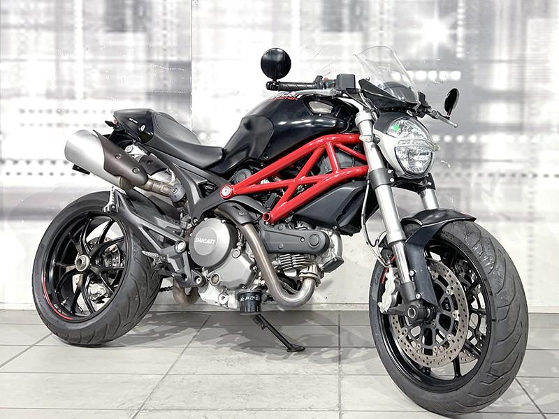 Ducati Monster 796 Plus ABS