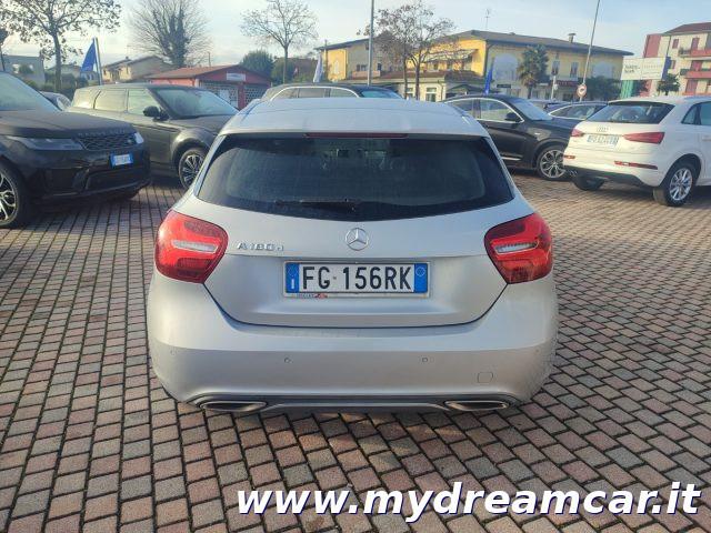 MERCEDES-BENZ A 180 d Sport 116cv