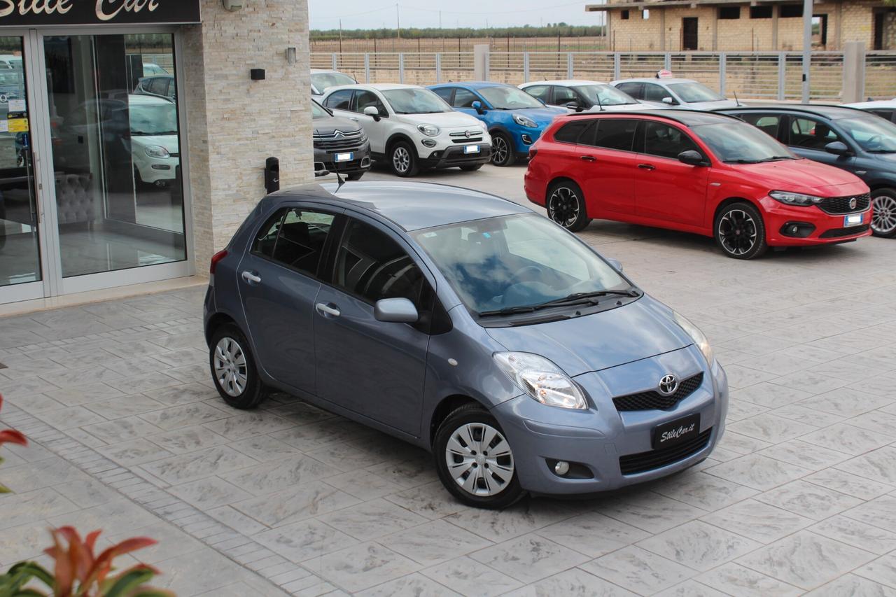 Toyota Yaris 1.4 D-4D DPF 5 porte Sol