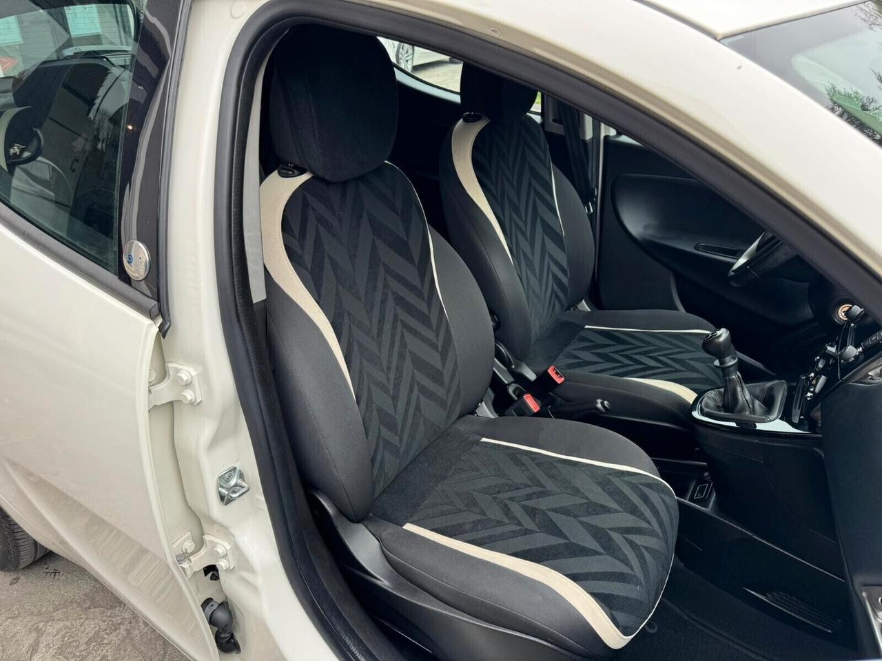 LANCIA YPSILON 1.2 69cv 5p GPL ECOCHIC GOLD NEOP.