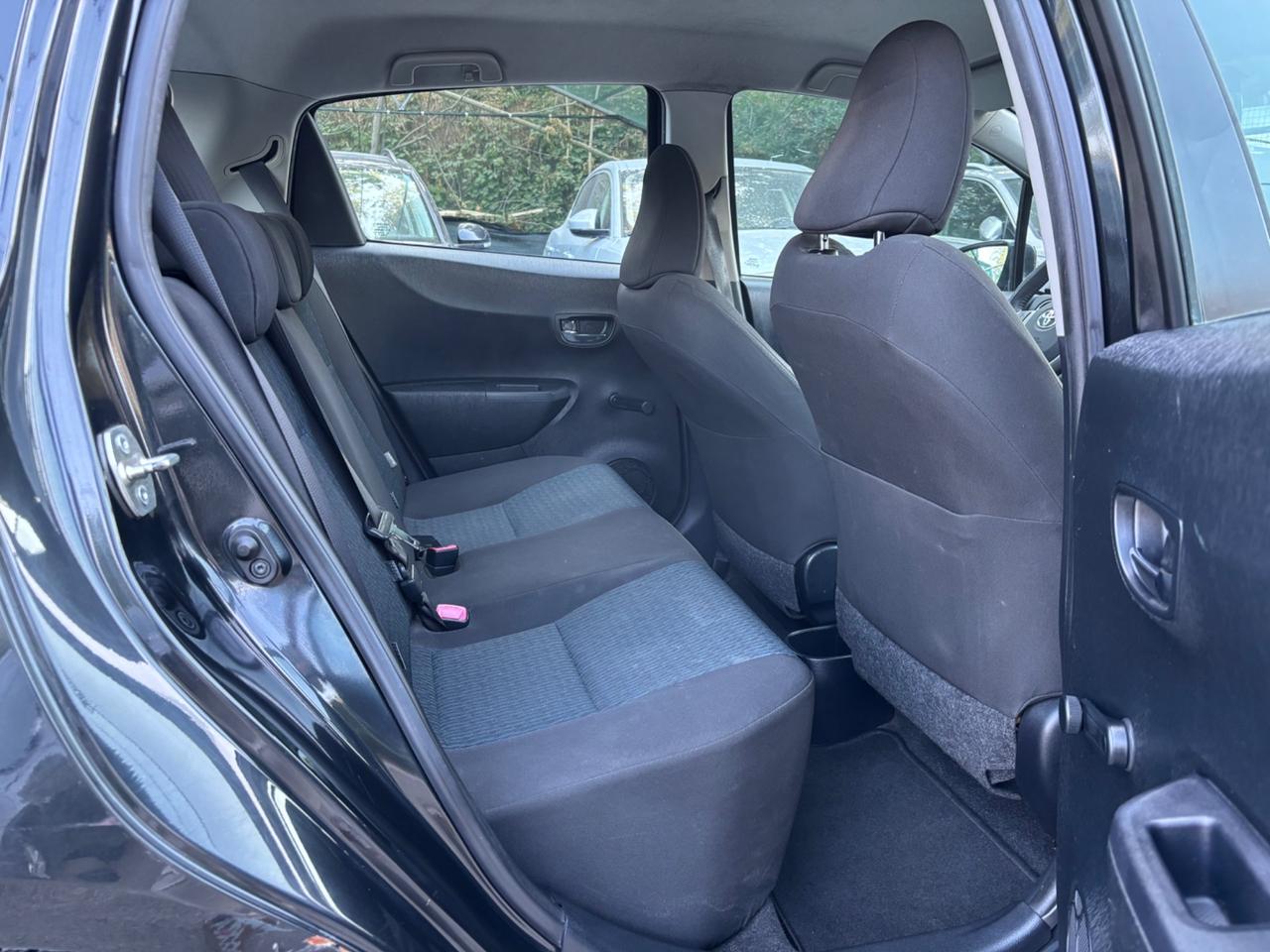 Toyota Yaris 1.0 5 porte Lounge OK NEOPATENTATI