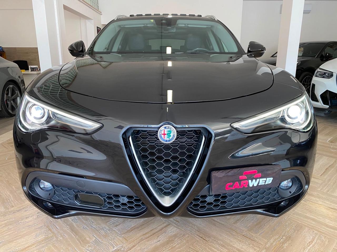 ALFA ROMEO STELVIO 190cv Q4 AT8 TETTO CAM CARPLAY 2021
