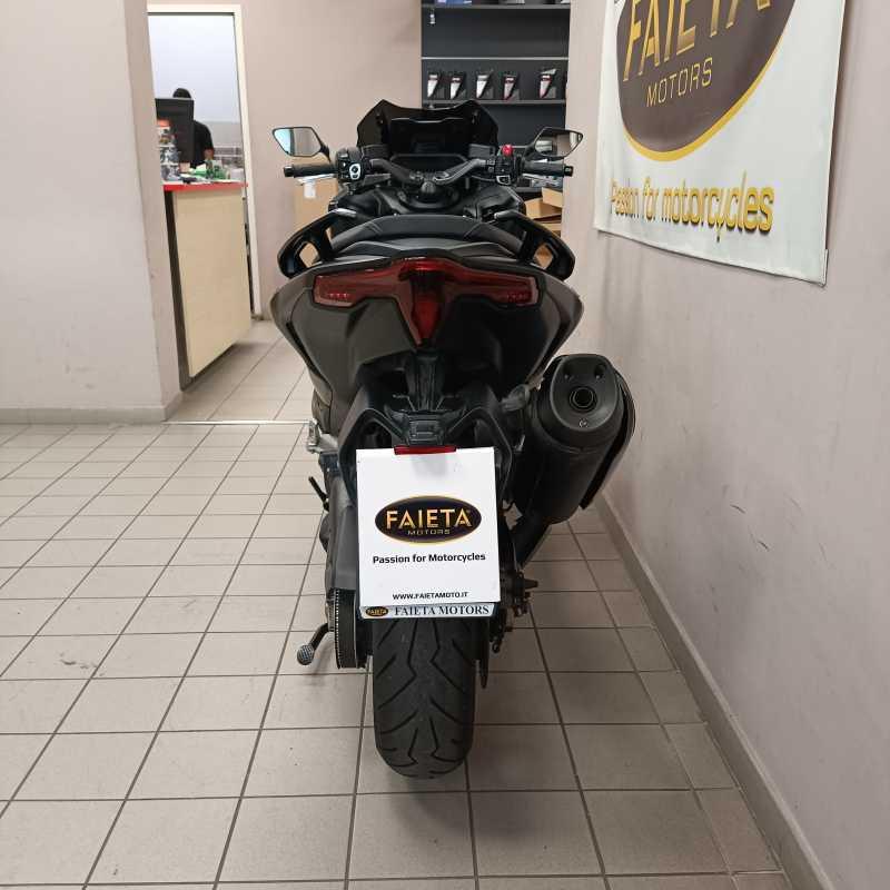 Yamaha T-Max 560 - 2023