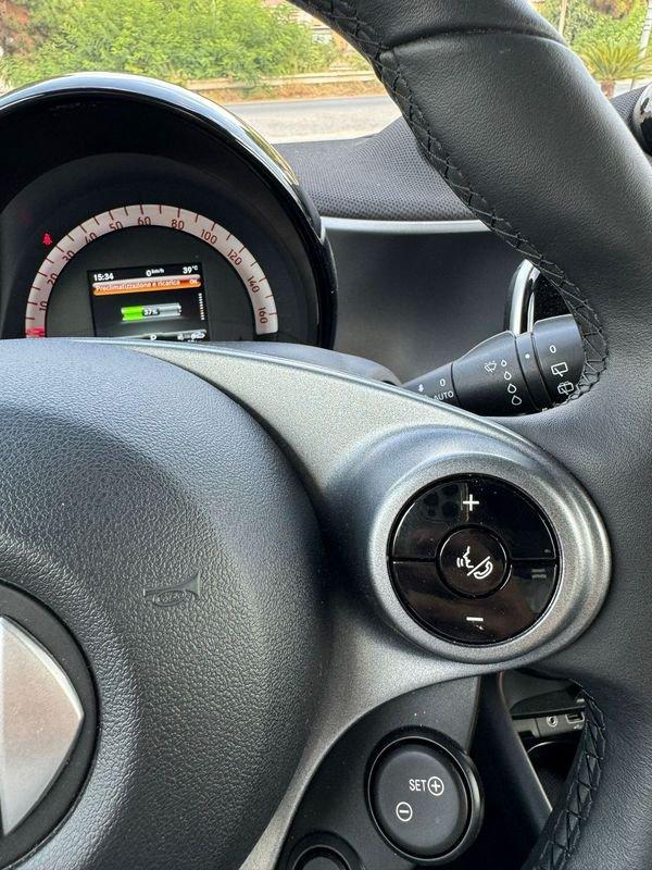 smart fortwo EQ FORTWO COUPE