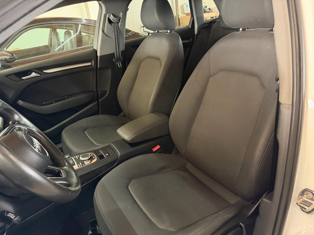 Audi A3 SPB 1.6 TDI S-tronic - GARANZIA 12 MESI