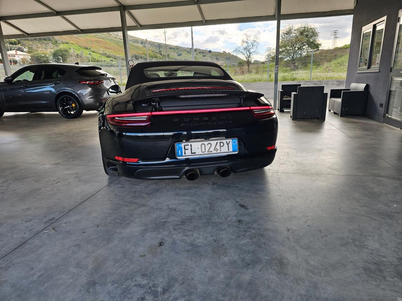 PORSCHE 911 CARRERA 4 GTS 450CV 2017