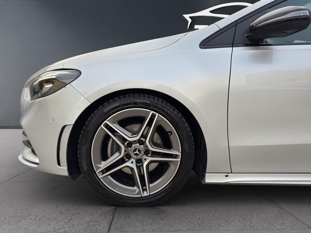 MERCEDES-BENZ B 180 d AUT. PREMIUM AMG / TETTO